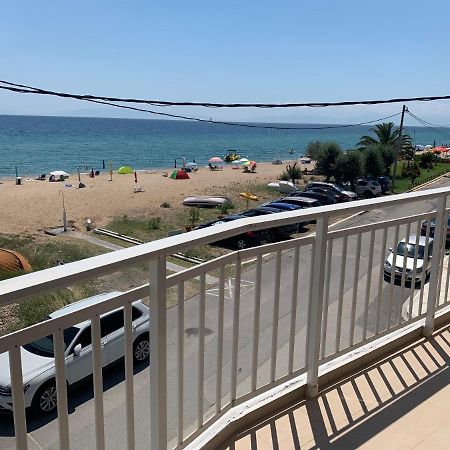 "Breeze" Front To The Sea - Hakidiki Villa Флогита Екстериор снимка